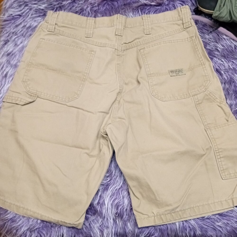 2 pair of men's shorts (wranglers) - Picture 3 of 13